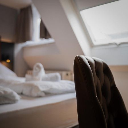 Junik Apartments Oberhausen Oberhausen  Esterno foto