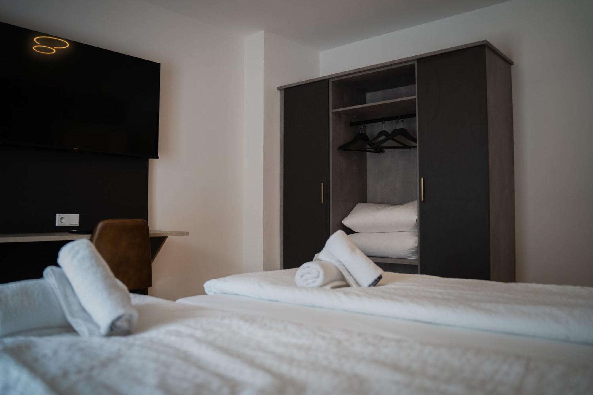 Junik Apartments Oberhausen Oberhausen  Esterno foto